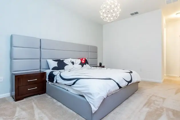 Villa (Spacious and Modern 8 Bedroom 5 Bathr)
