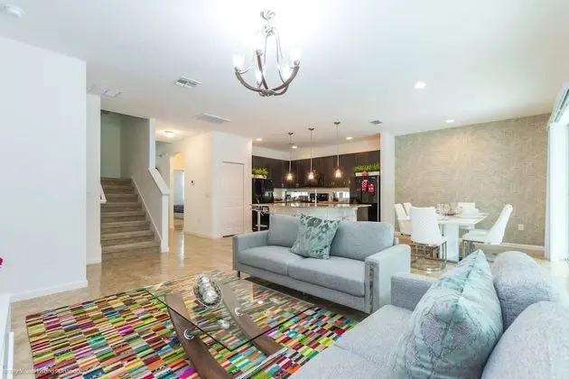 Villa (Spacious and Modern 8 Bedroom 5 Bathr)