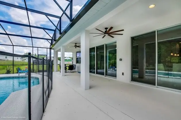 Villa (Spacious and Modern 8 Bedroom 5 Bathr)