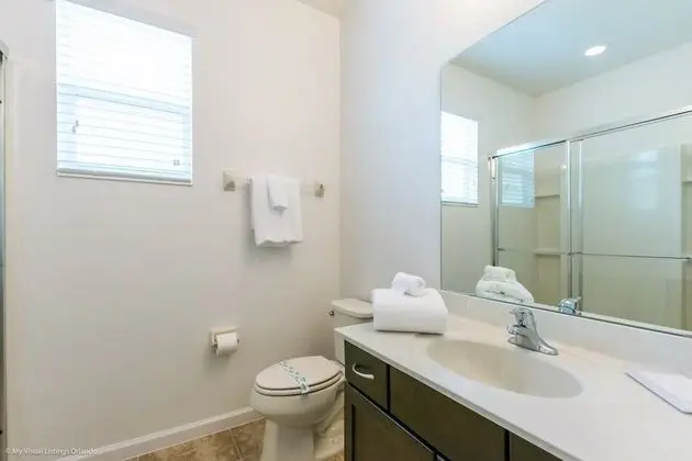 Villa (Spacious and Modern 8 Bedroom 5 Bathr)
