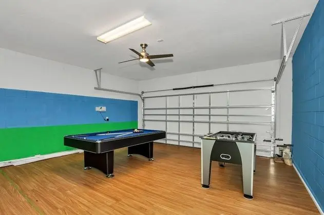 Villa (Spacious and Modern 8 Bedroom 5 Bathr)