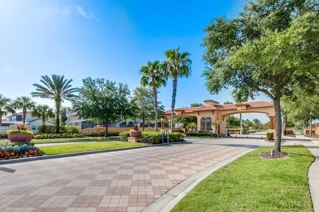 Villa (Spacious and Modern 8 Bedroom 5 Bathr)
