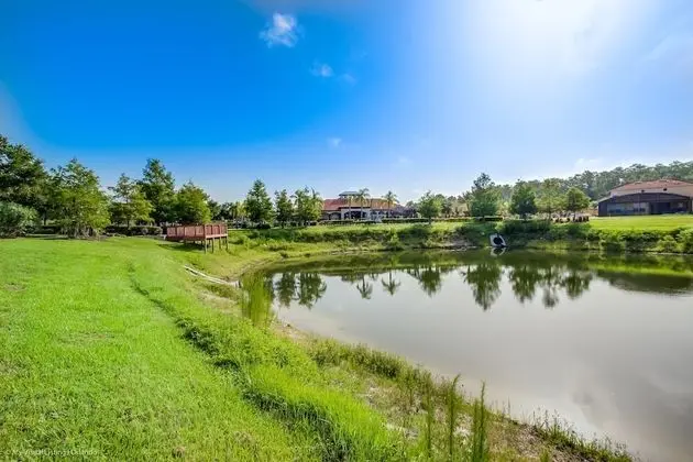 Villa (Spacious and Modern 8 Bedroom 5 Bathr)