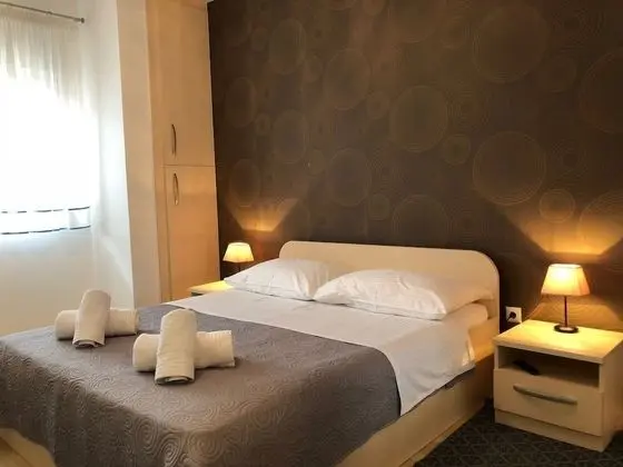 Apart Daire, 4 Yatak Odası (Split Level)