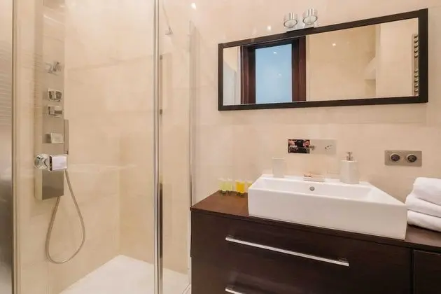 Superior Apart Daire