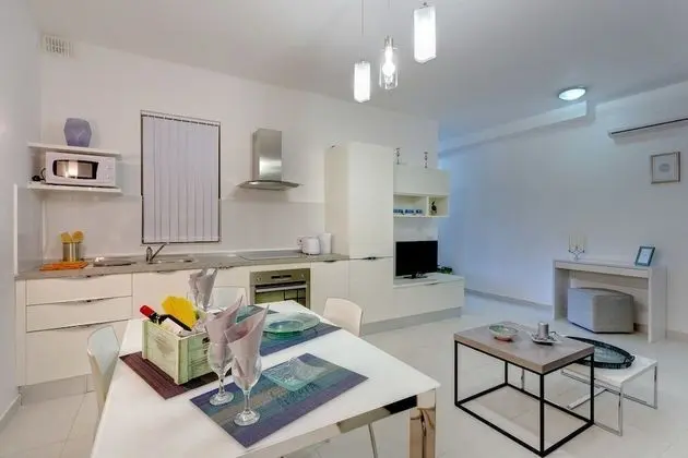 Apart Daire, 2 Yatak Odası, Balkon