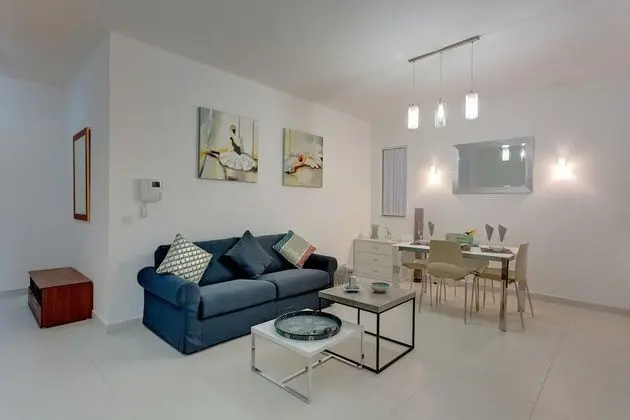 Apart Daire, 2 Yatak Odası, Balkon