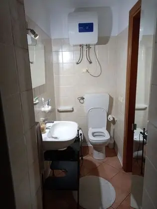 Ev, 1 Büyük (Queen) Boy Yatak ve Çekyat