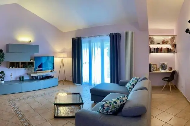 Apart Daire, 1 Büyük (Queen) Boy Yatak