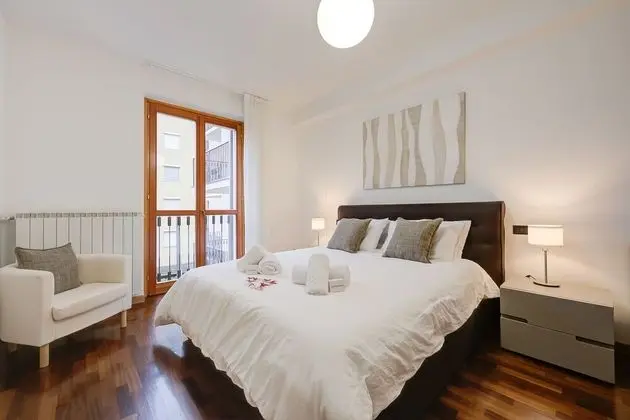 Standard Apart Daire, 1 En Büyük (King) Boy Yatak ve Çekyat (The Modern Apartment In Stresa)