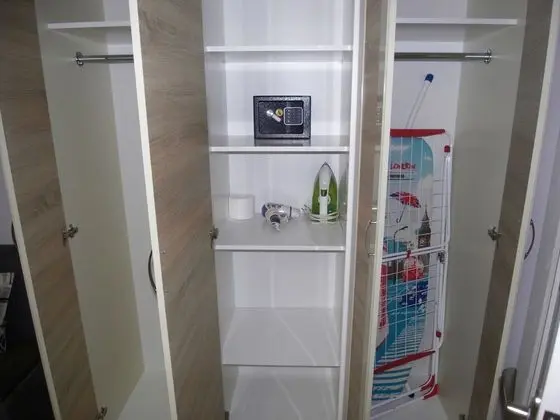 Classic Apart Daire, 1 En Büyük (King) Boy Yatak ve Çekyat, Balkon