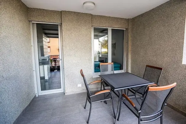 Apart Daire, 1 Büyük (Queen) Boy Yatak ve Çekyat