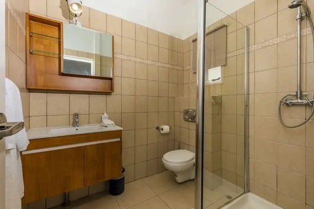 Superior Apart Daire, 2 Yatak Odası, Havuz Manzaralı, Havuz Kenarı
