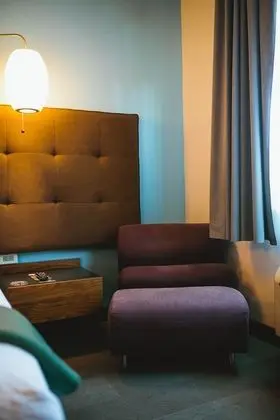 Design Oda, 1 En Büyük (King) Boy Yatak, Avlu