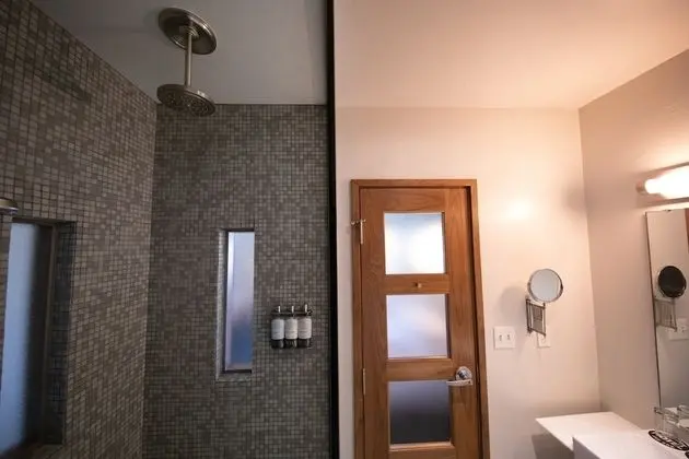Design Oda, 1 En Büyük (King) Boy Yatak, Avlu