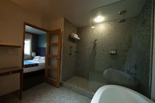 Design Süit, 1 Yatak Odası, Küvet