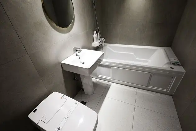 Premium Tek Büyük Yataklı Oda