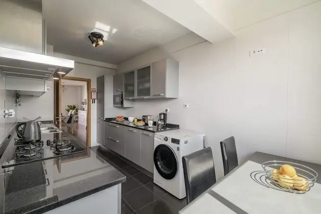Basic Apart Daire, Birden Çok Yatak, Deniz Manzaralı