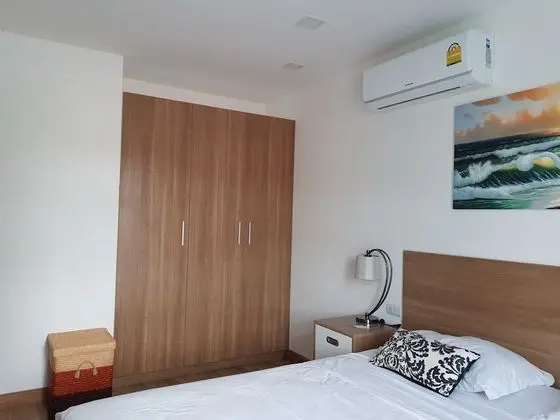 1-Bedroom Condo (44 sq. m.)
