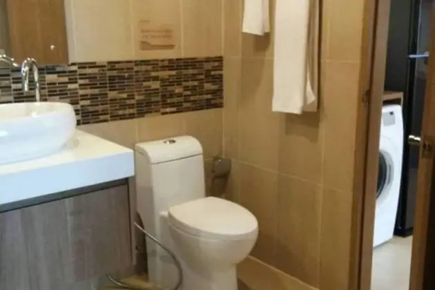 1-Bedroom Condo (44 sq. m.)