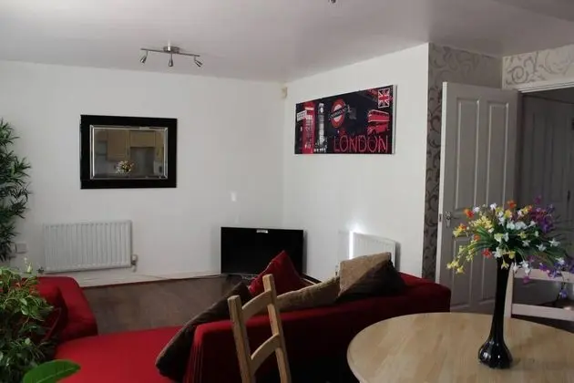Apart Daire, 2 Büyük (Queen) Boy Yatak