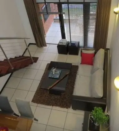 Deluxe Tek Büyük Yataklı Oda, 1 Yatak Odası, Özel Banyo, Avlu Manzaralı