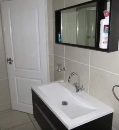 Deluxe Tek Büyük Yataklı Oda, 1 Yatak Odası, Özel Banyo, Avlu Manzaralı