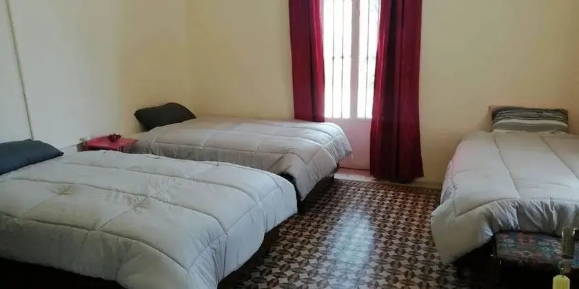 Üç Kişilik Oda