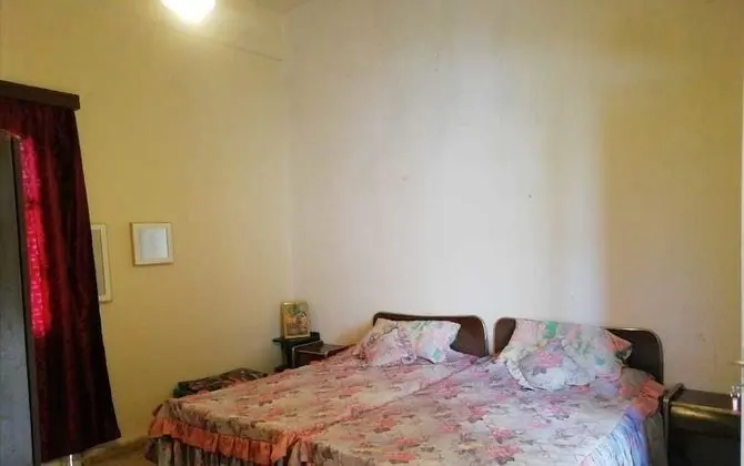 Üç Kişilik Oda