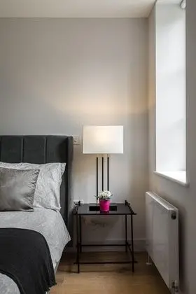 Ev