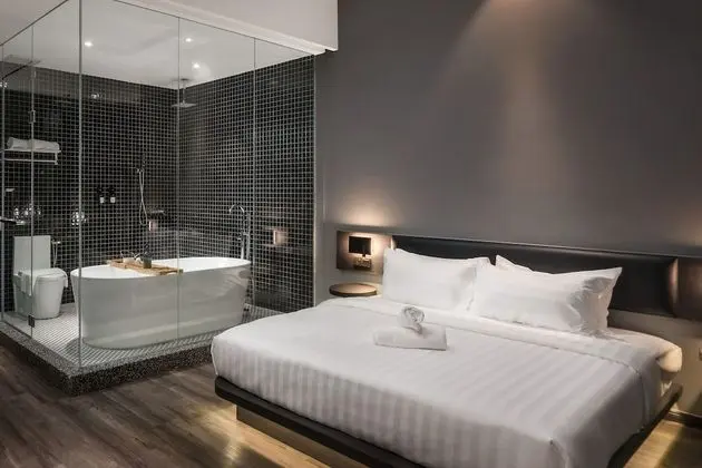 Deluxe Tek Büyük Yataklı Oda, Küvet