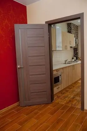Süit, 1 En Büyük (King) Boy Yatak ve Çekyat, Sigara İçilmez
