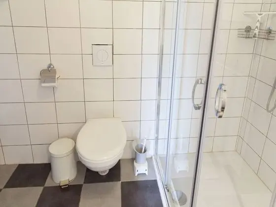 Ev