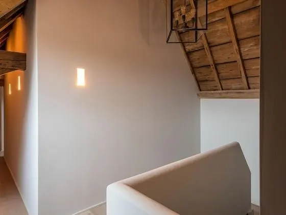 Ev