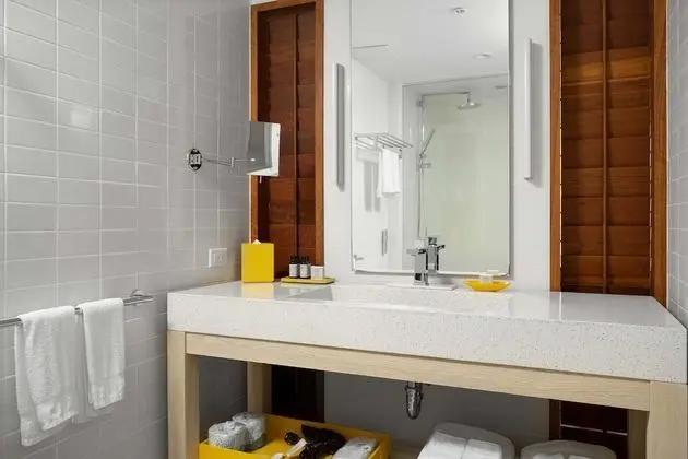 Premier Oda, 1 En Büyük (King) Boy Yatak, Balkon, Şehir Manzaralı