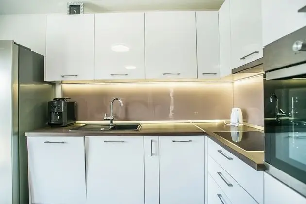 Ev, 1 Büyük (Queen) Boy Yatak ve Çekyat