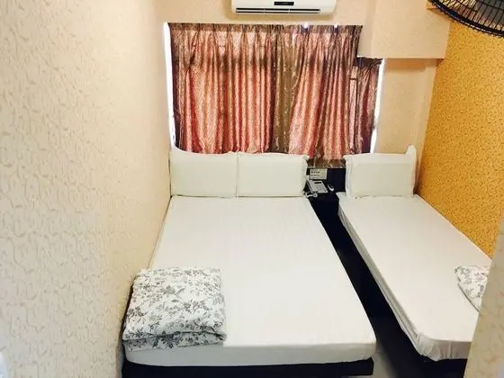 Üç Kişilik Oda