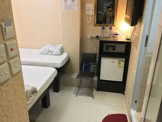 Üç Kişilik Oda