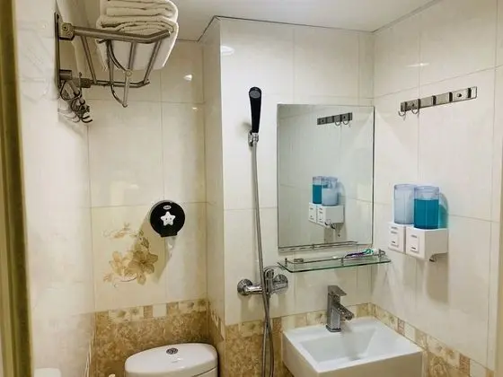 Üç Kişilik Oda