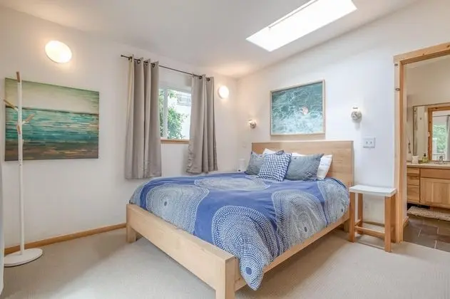 Ev, Birden Çok Yatak (Modern Manzanita Retreat)