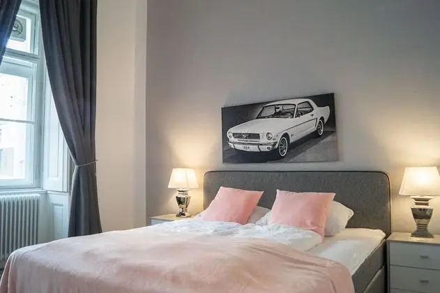 Deluxe Dört Kişilik Oda