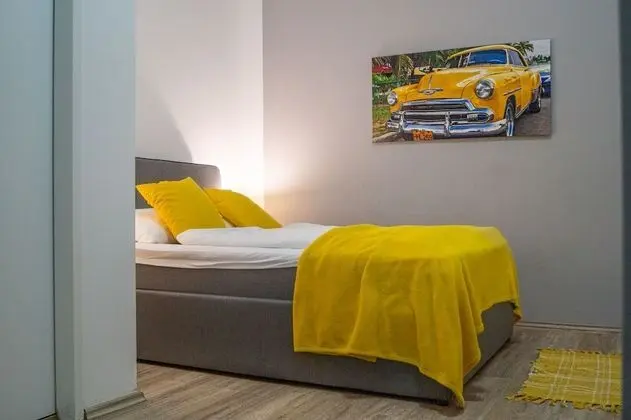 Deluxe Tek Büyük Yataklı Oda