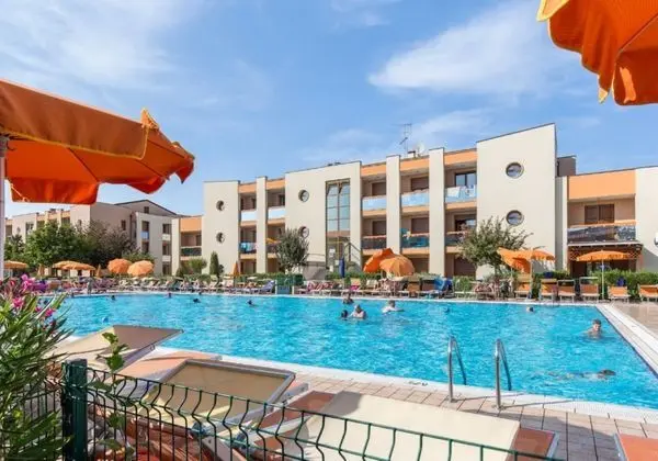 Apart Daire, 2 Yatak Odası, Balkon