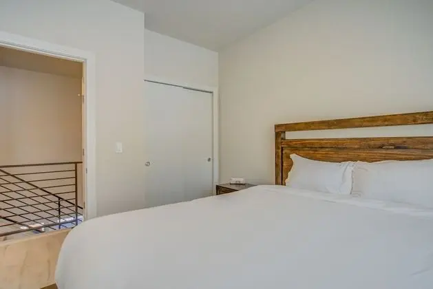Villa (4 Bedrooms)