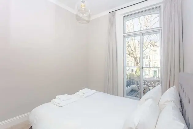 Basic Apart Daire, 1 En Büyük (King) Boy Yatak ve Çekyat