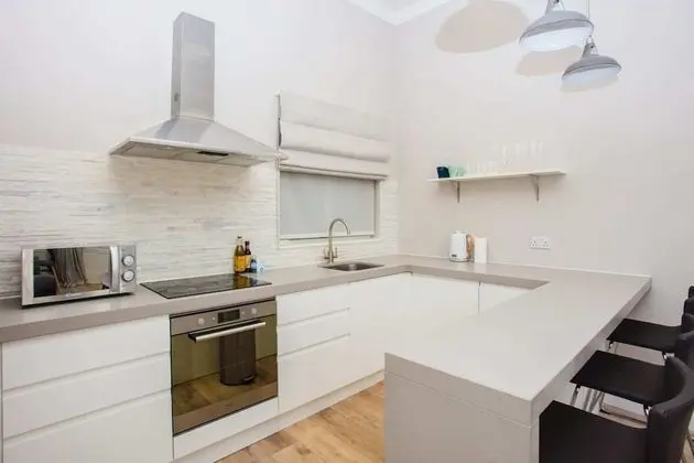 Basic Apart Daire, 1 En Büyük (King) Boy Yatak ve Çekyat