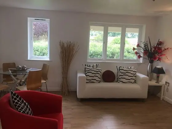 Apart Daire, 2 Yatak Odası, Sigara İçilmez