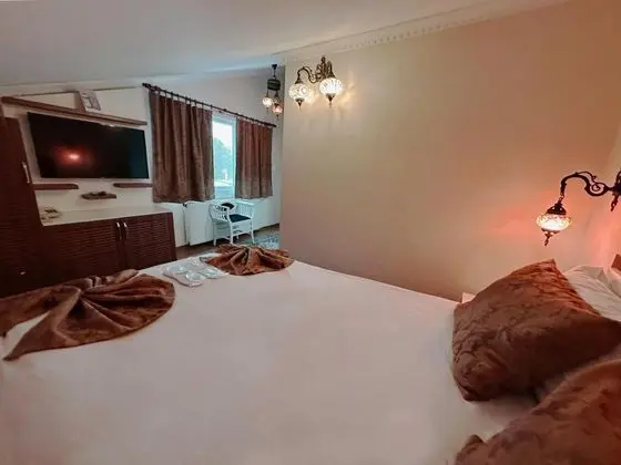Triple, Şehir Manzaralı