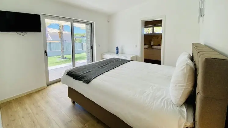 Villa, 4 Yatak Odası, Kişiye Özel Havuzlu, Havuz Manzaralı