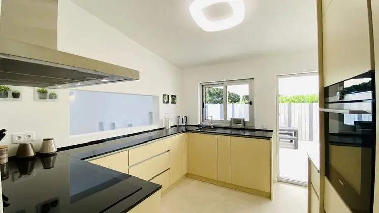 Villa, 4 Yatak Odası, Kişiye Özel Havuzlu, Havuz Manzaralı